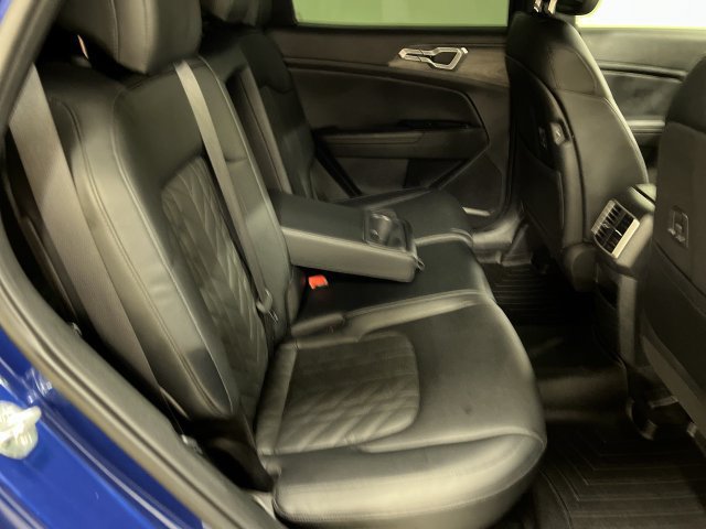 Used 2023 Kia Sportage X-Line AWD/4WD image 7