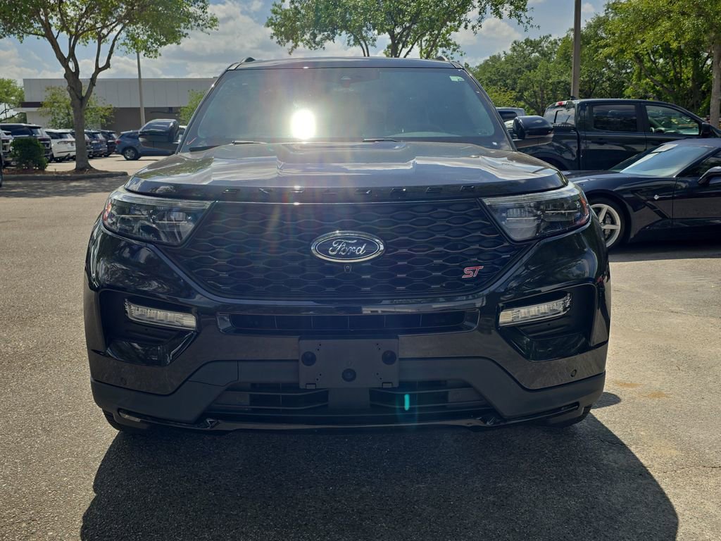 Certified 2023 Ford Explorer ST w/ Equipment Group 401A AWD/4WD image 2