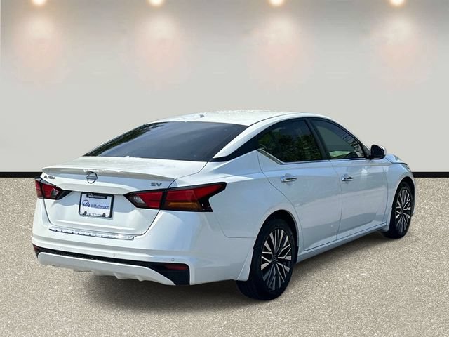 Used 2023 Nissan Altima 2.5 SV FWD image 5