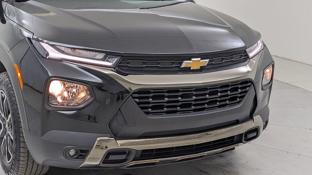 Used 2023 Chevrolet TrailBlazer ACTIV w/ Convenience Package AWD/4WD image 37