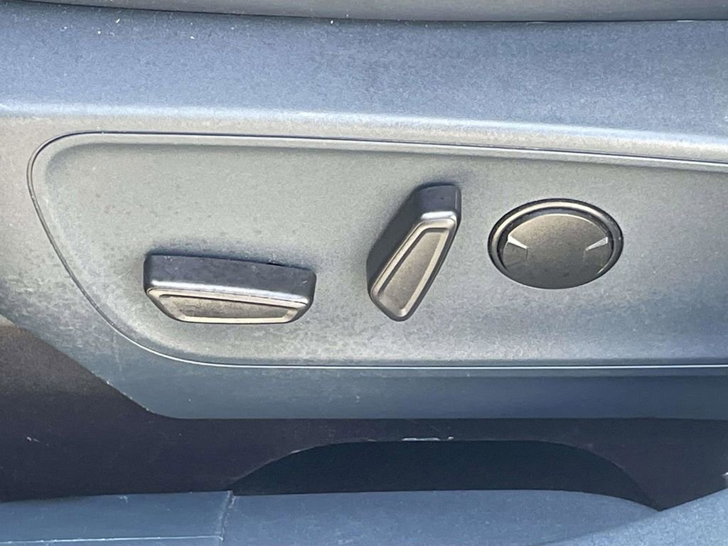 Certified 2022 Ford Maverick Lariat w/ Lariat Luxury Package image 14