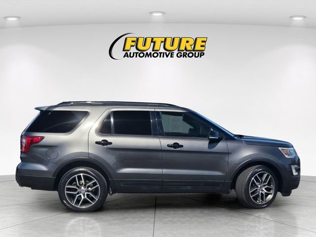 Certified 2017 Ford Explorer Sport AWD/4WD image 3