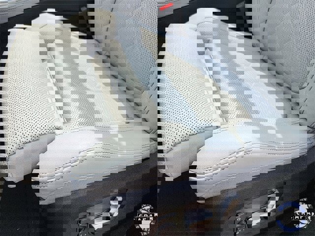 Used 2024 BMW X5 xDrive40i w/ Premium Package image 23