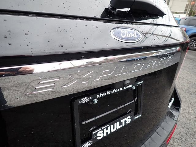Certified 2023 Ford Explorer XLT image 9