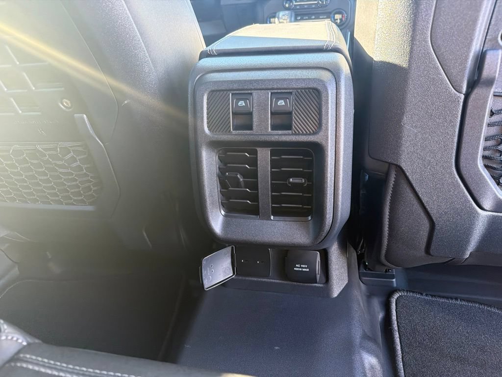Certified 2025 Ford Bronco Badlands AWD/4WD image 47