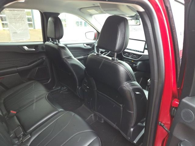 Certified 2025 Ford Escape SE w/ PHEV Premium Package FWD image 46