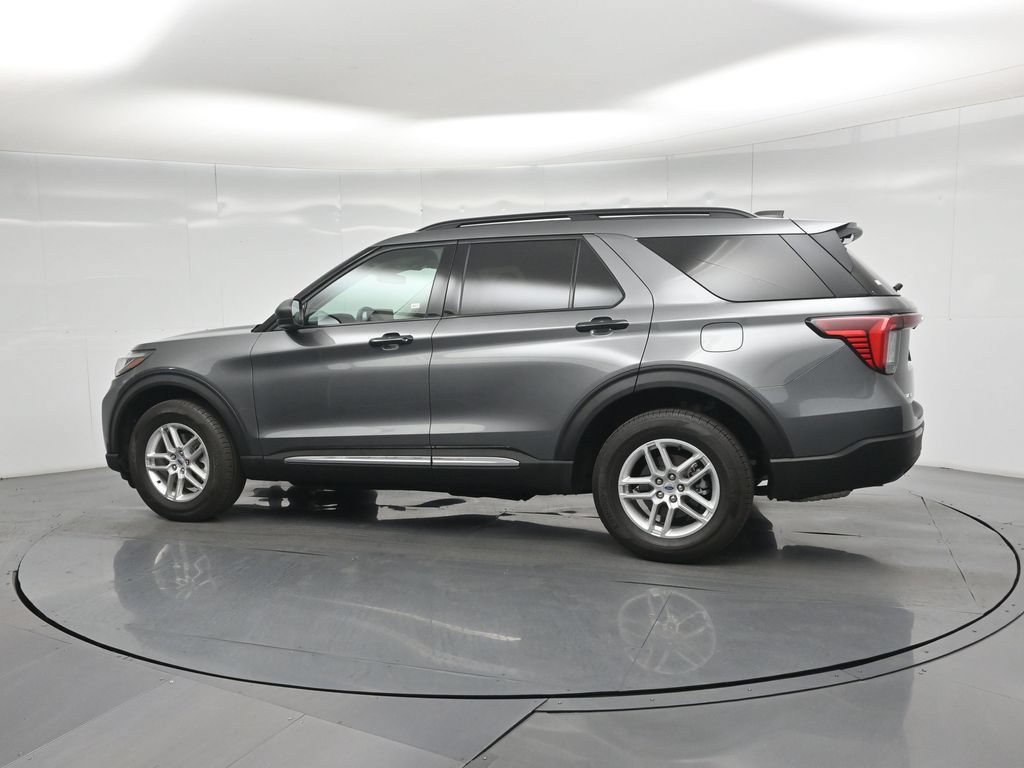 Certified 2025 Ford Explorer Active AWD/4WD image 6