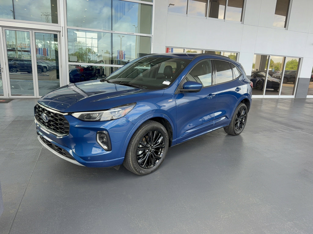 Certified 2023 Ford Escape ST-Line Elite image 2