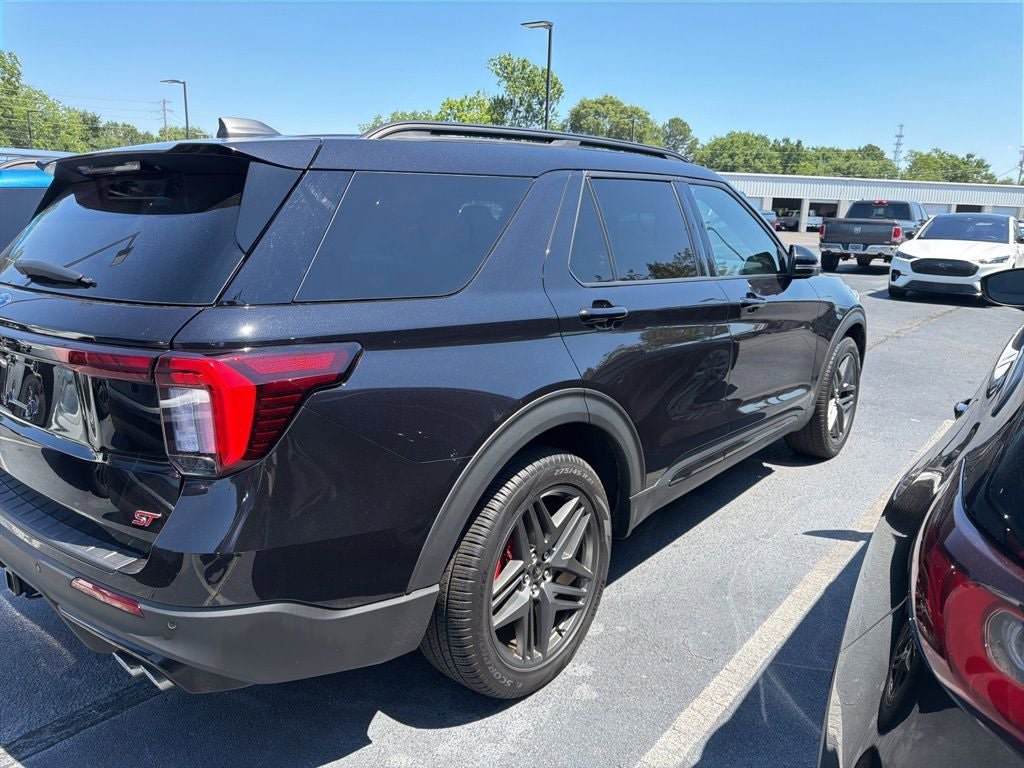 Certified 2025 Ford Explorer ST w/ Sun And Sound Package AWD/4WD image 6