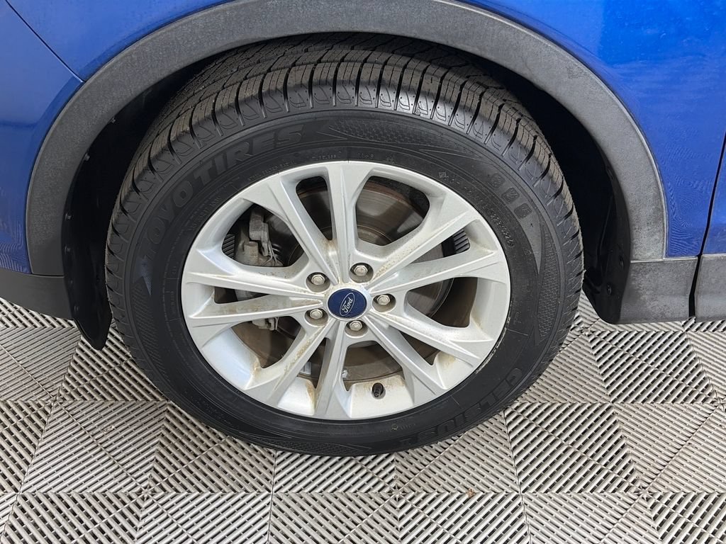 Certified 2019 Ford Escape SEL FWD image 8