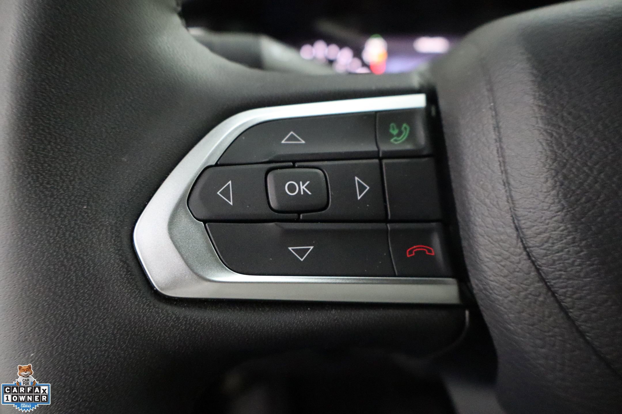 Used 2025 Jeep Compass Latitude image 17