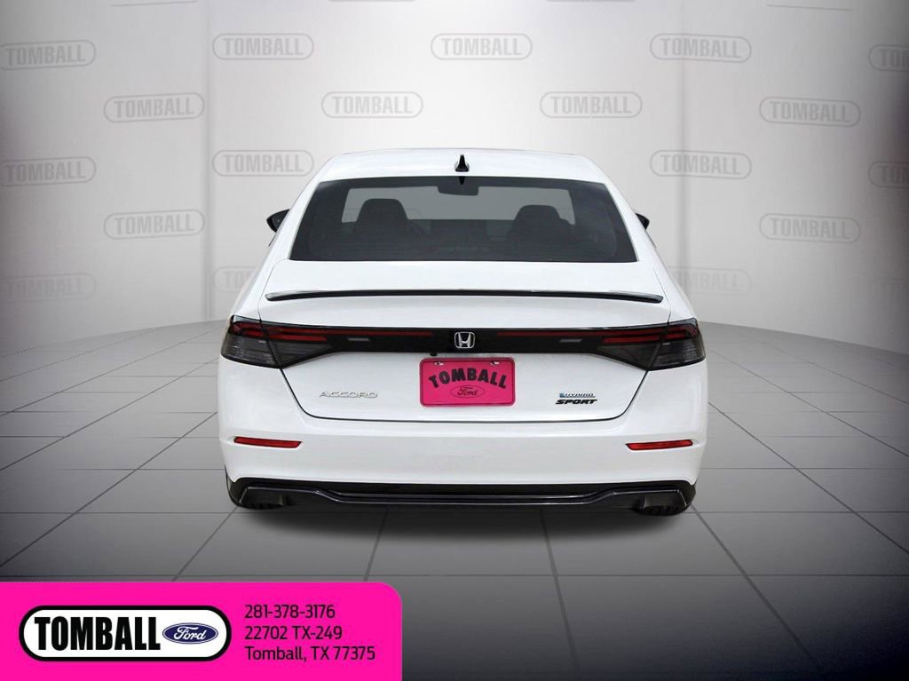 Used 2024 Honda Accord Sport image 6