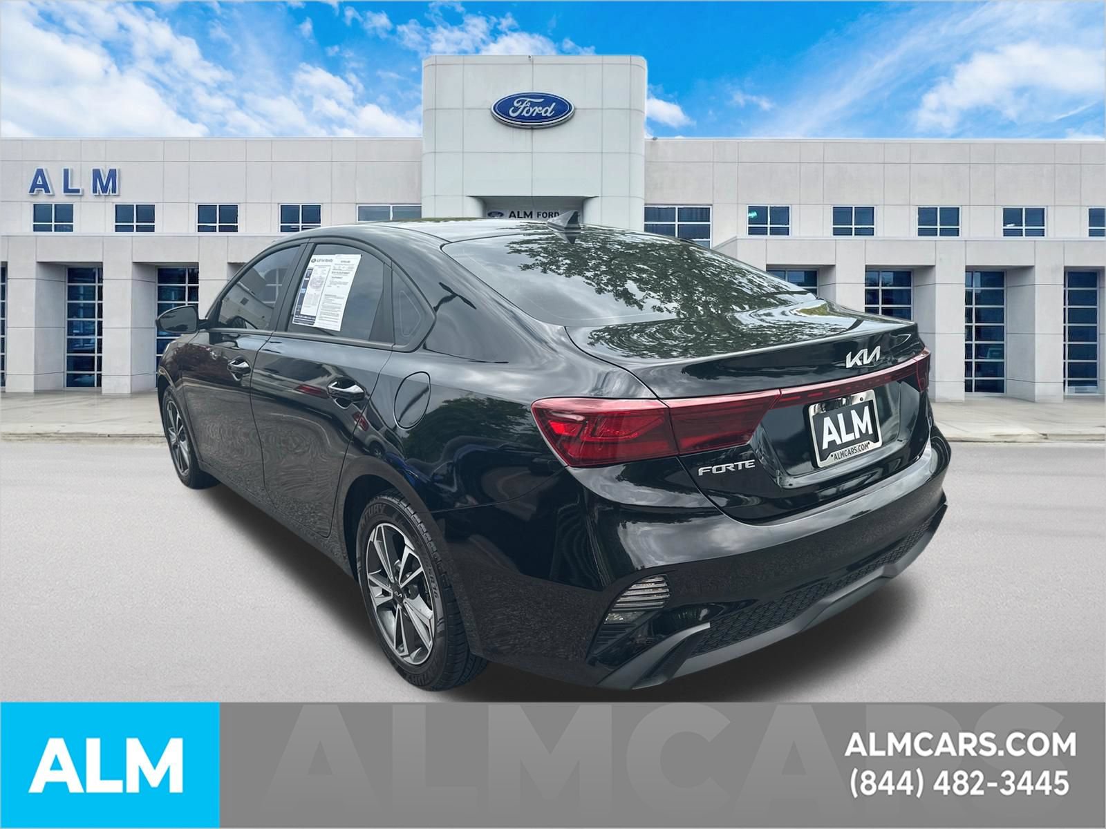 Used 2024 Kia Forte LXS FWD image 9