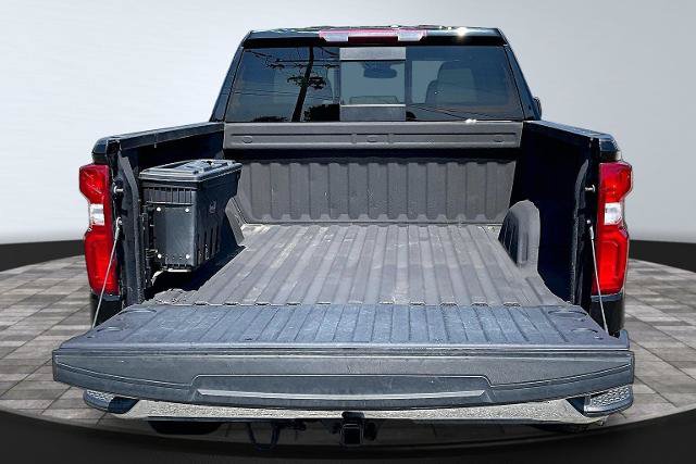 Used 2022 Chevrolet Silverado 1500 LTZ w/ LTZ Premium Package AWD/4WD image 18