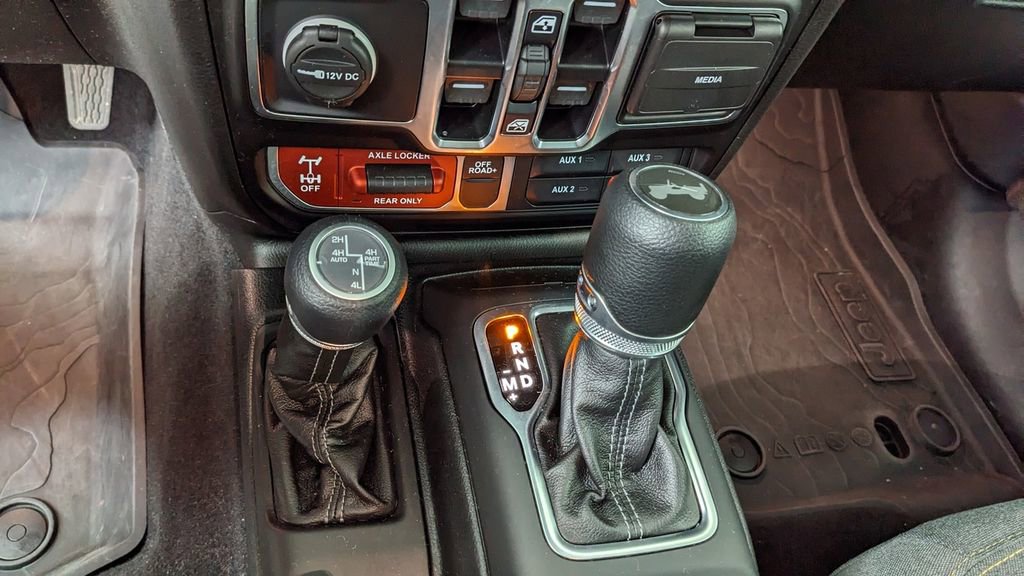 Used 2025 Jeep Wrangler Unlimited Sport S 4xe image 30