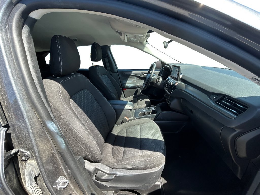 Certified 2024 Ford Escape Active AWD/4WD image 17