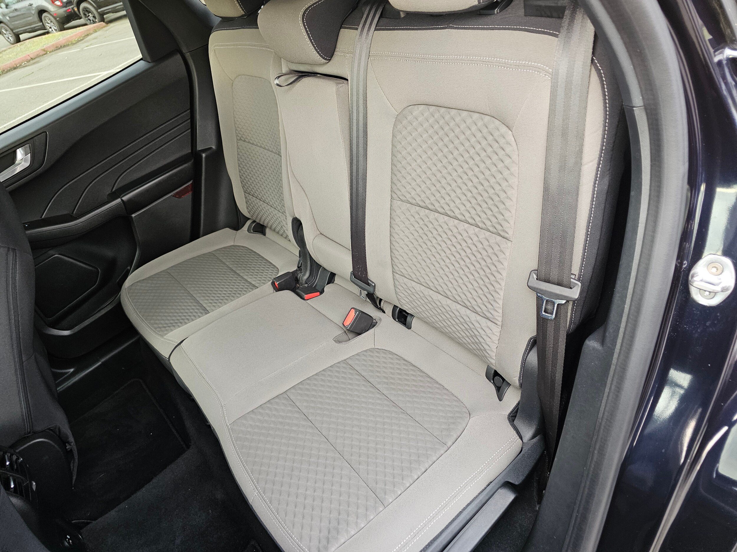 Certified 2021 Ford Escape SE w/ SE Sport Appearance Package FWD image 18