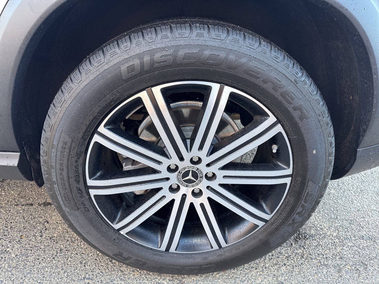 Used 2024 Mercedes-Benz GLE 350 4MATIC image 32