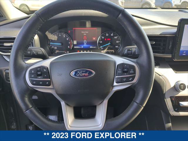 Certified 2023 Ford Explorer XLT w/ Equipment Group 202A RWD image 13
