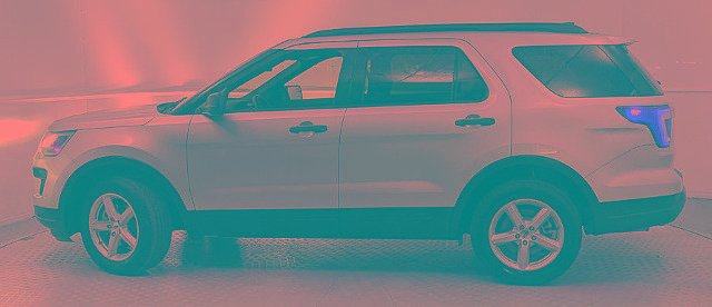 Certified 2018 Ford Explorer 4WD image 2