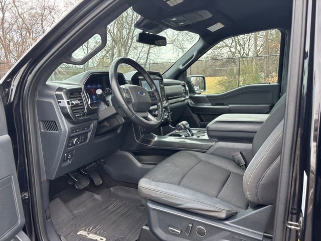 Certified 2021 Ford F150 XLT w/ Equipment Group 302A High image 13