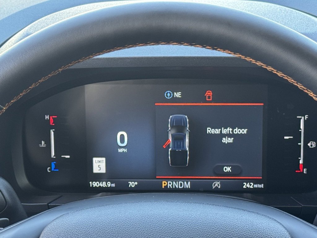 Certified 2025 Ford Maverick Tremor image 18