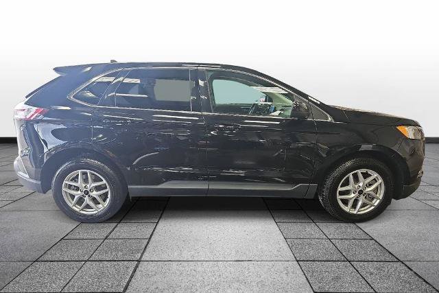 Certified 2024 Ford Edge SEL AWD/4WD image 4
