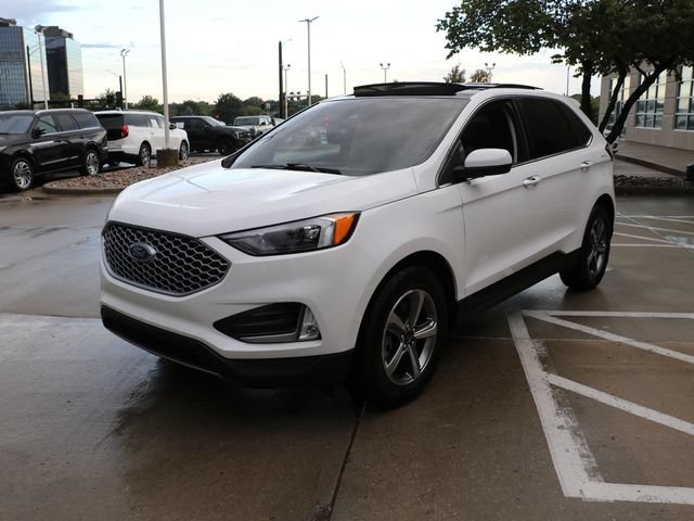 Certified 2024 Ford Edge SEL w/ Convenience Package AWD/4WD image 3