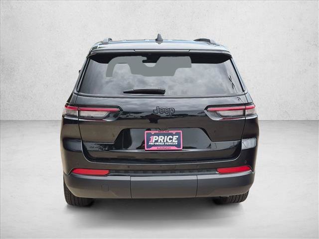 Used 2025 Jeep Grand Cherokee L Altitude AWD/4WD image 7
