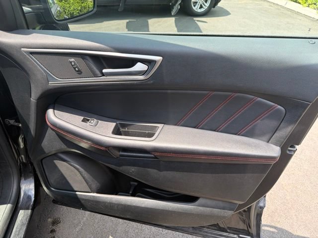 Certified 2024 Ford Edge ST-Line AWD/4WD image 21