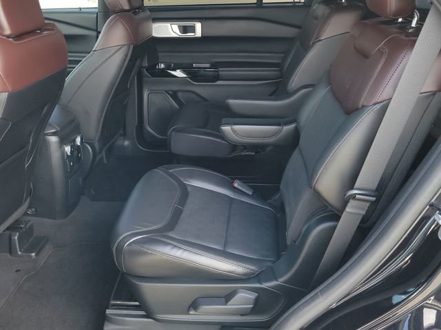 Certified 2023 Ford Explorer Platinum w/ Technology Package image 9
