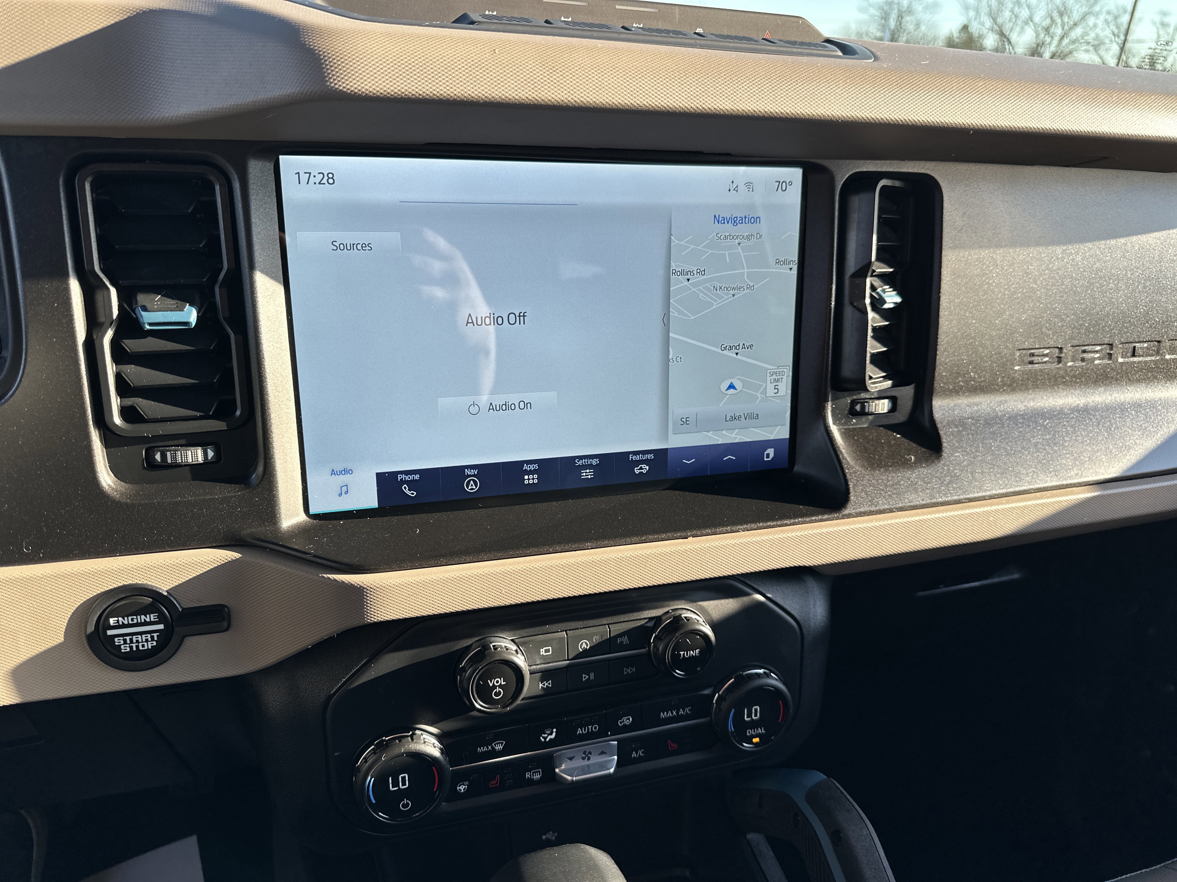 Certified 2023 Ford Bronco Wildtrak image 18