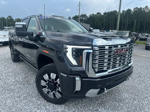 Used 2024 GMC Sierra 2500 Denali w/ Denali Reserve Package AWD/4WD image 2