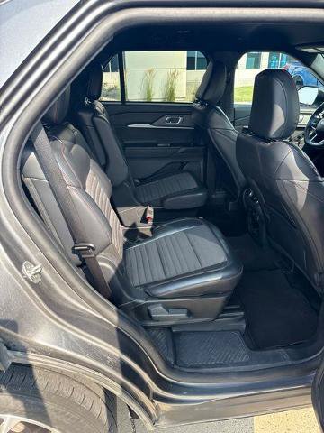 Certified 2025 Ford Explorer ST-Line AWD/4WD image 6