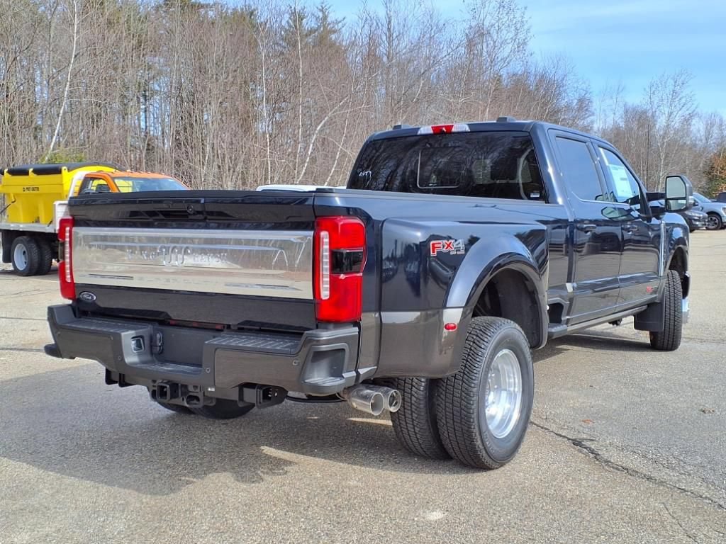 Certified 2025 Ford F350 King Ranch AWD/4WD image 4