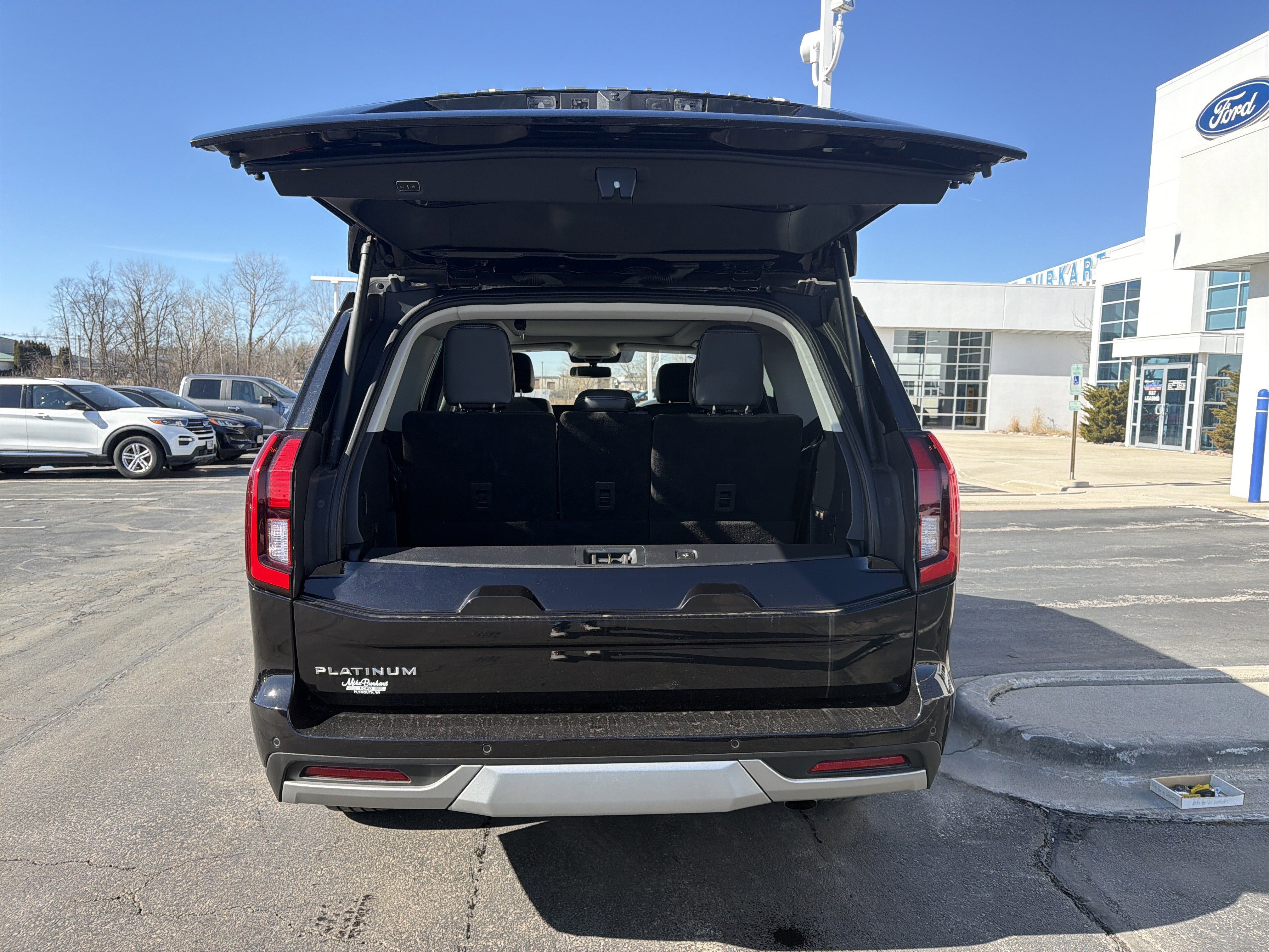 Certified 2025 Ford Expedition Platinum image 16