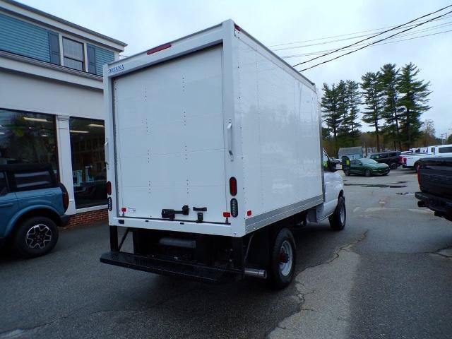 Certified 2024 Ford E-350 and Econoline 350 Super Duty w/ Power Windows & Locks Group RWD image 10