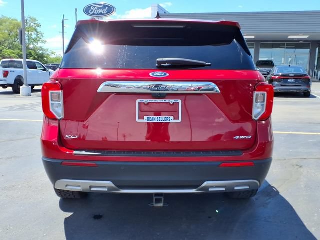 Certified 2022 Ford Explorer XLT w/ Equipment Group 202A AWD/4WD image 9