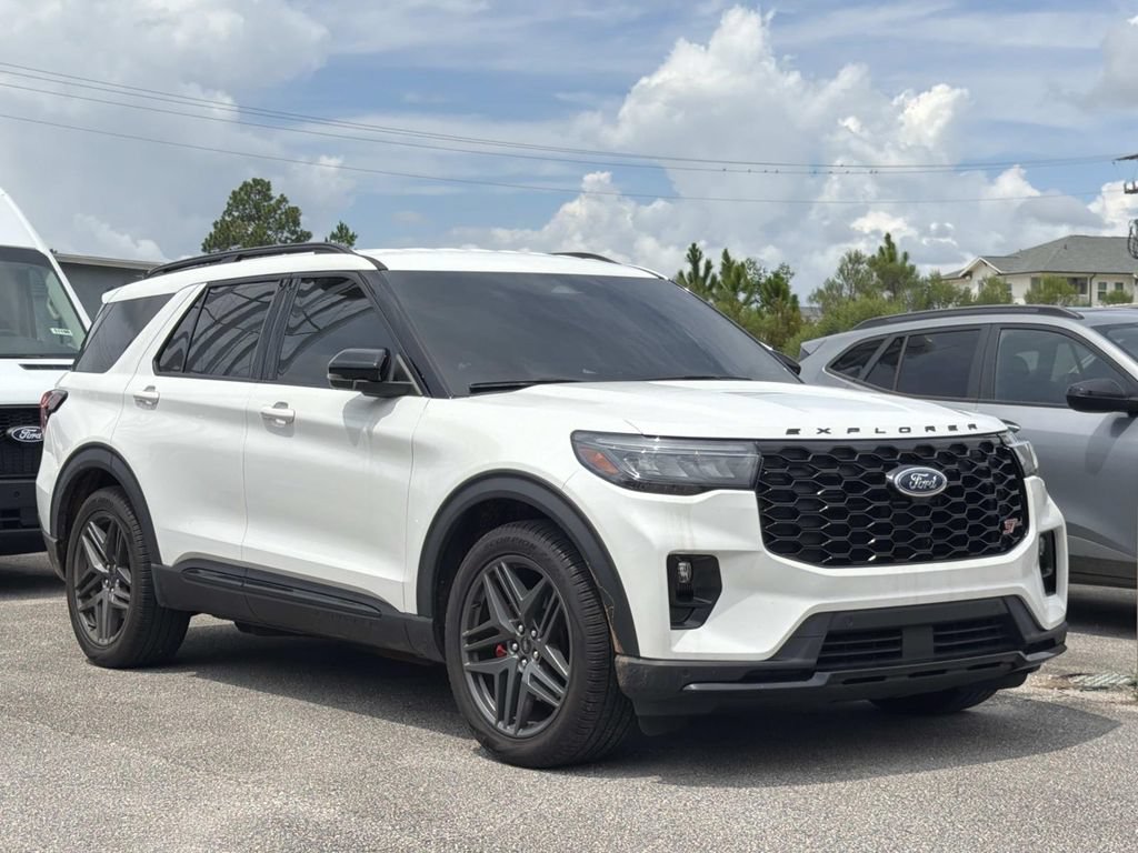 Certified 2025 Ford Explorer ST AWD/4WD image 1