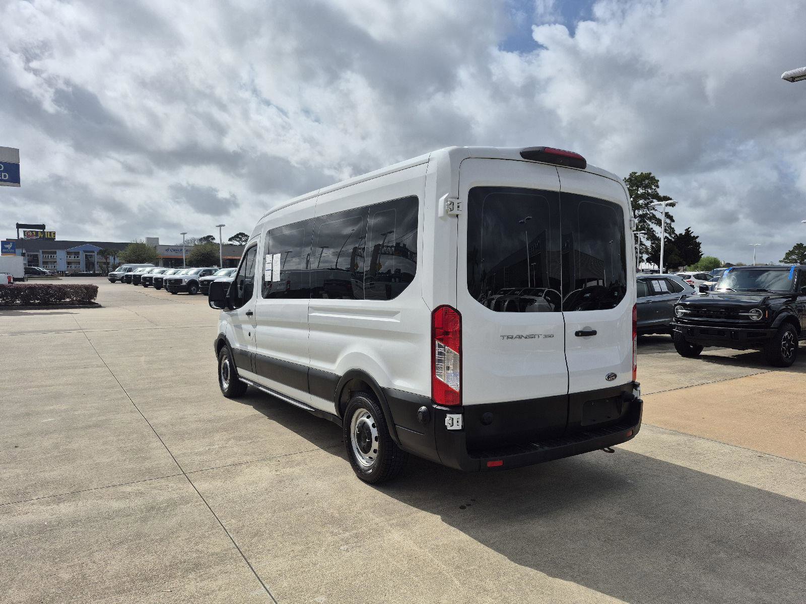 Certified 2019 Ford Transit 350 XL image 3