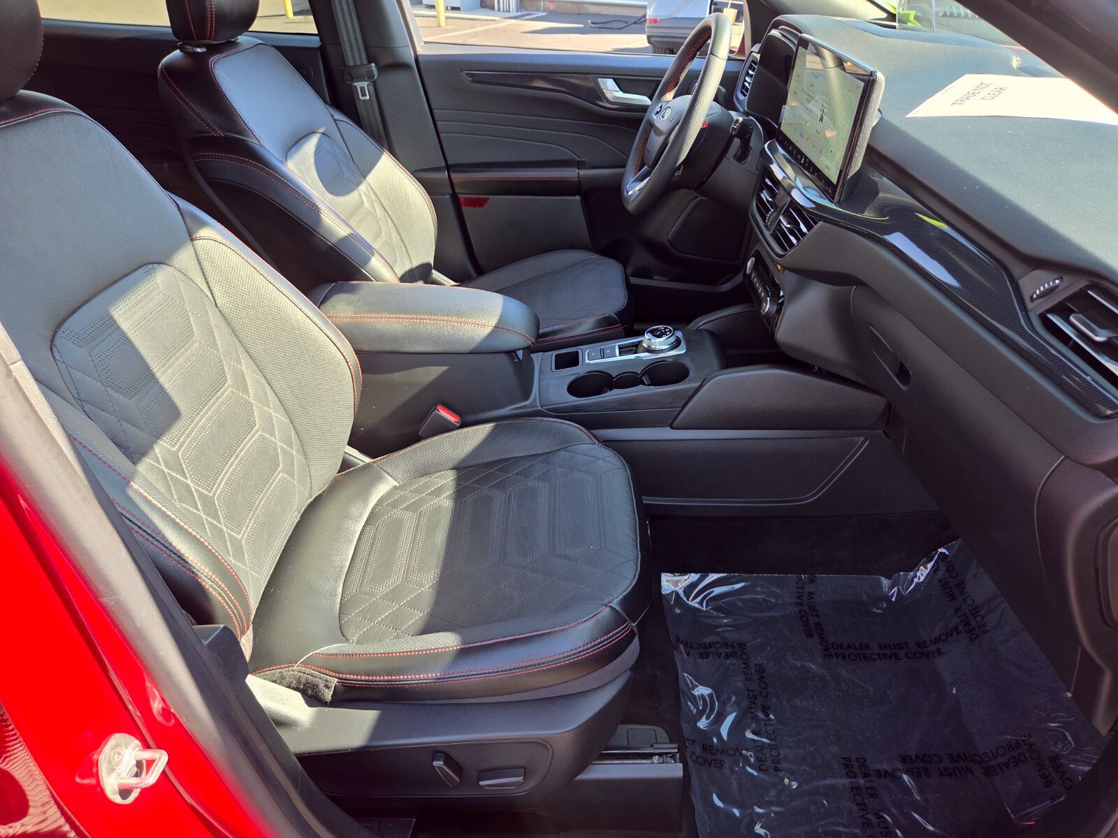 Certified 2024 Ford Escape ST-Line Elite w/ Premium Technology Package AWD/4WD image 16