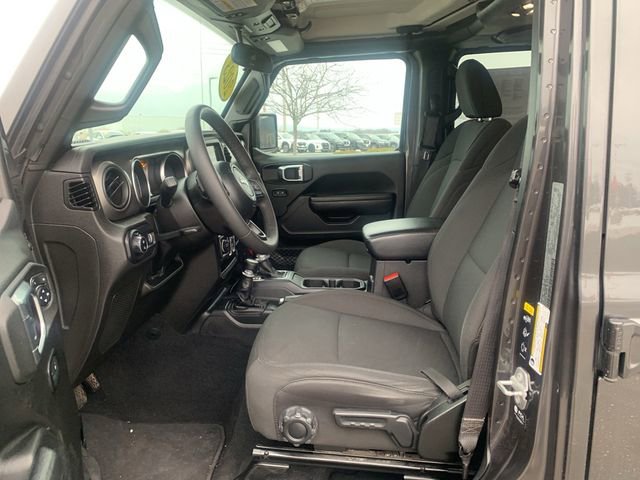 Used 2023 Jeep Gladiator Sport AWD/4WD image 11