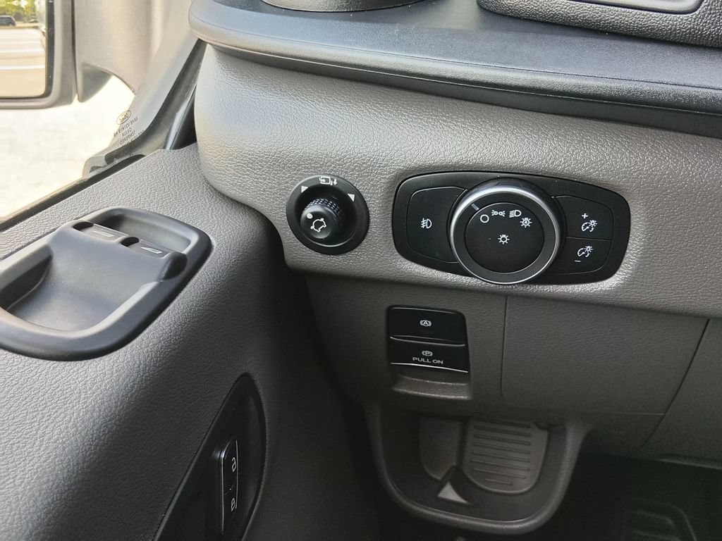 Certified 2024 Ford Transit 350 XLT RWD image 15