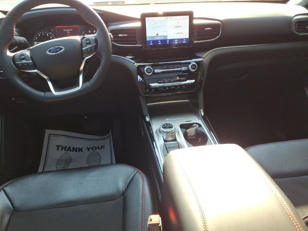 Certified 2024 Ford Explorer ST-Line w/ Class IV Trailer Tow Package AWD/4WD image 13