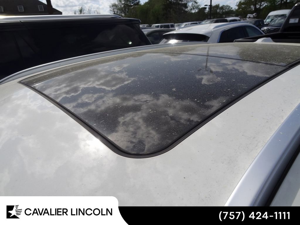 Used 2023 BMW X1 xDrive28i w/ Convenience Package AWD/4WD image 15