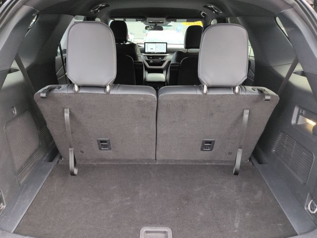 Certified 2026 Ford Explorer ST-Line AWD/4WD image 19