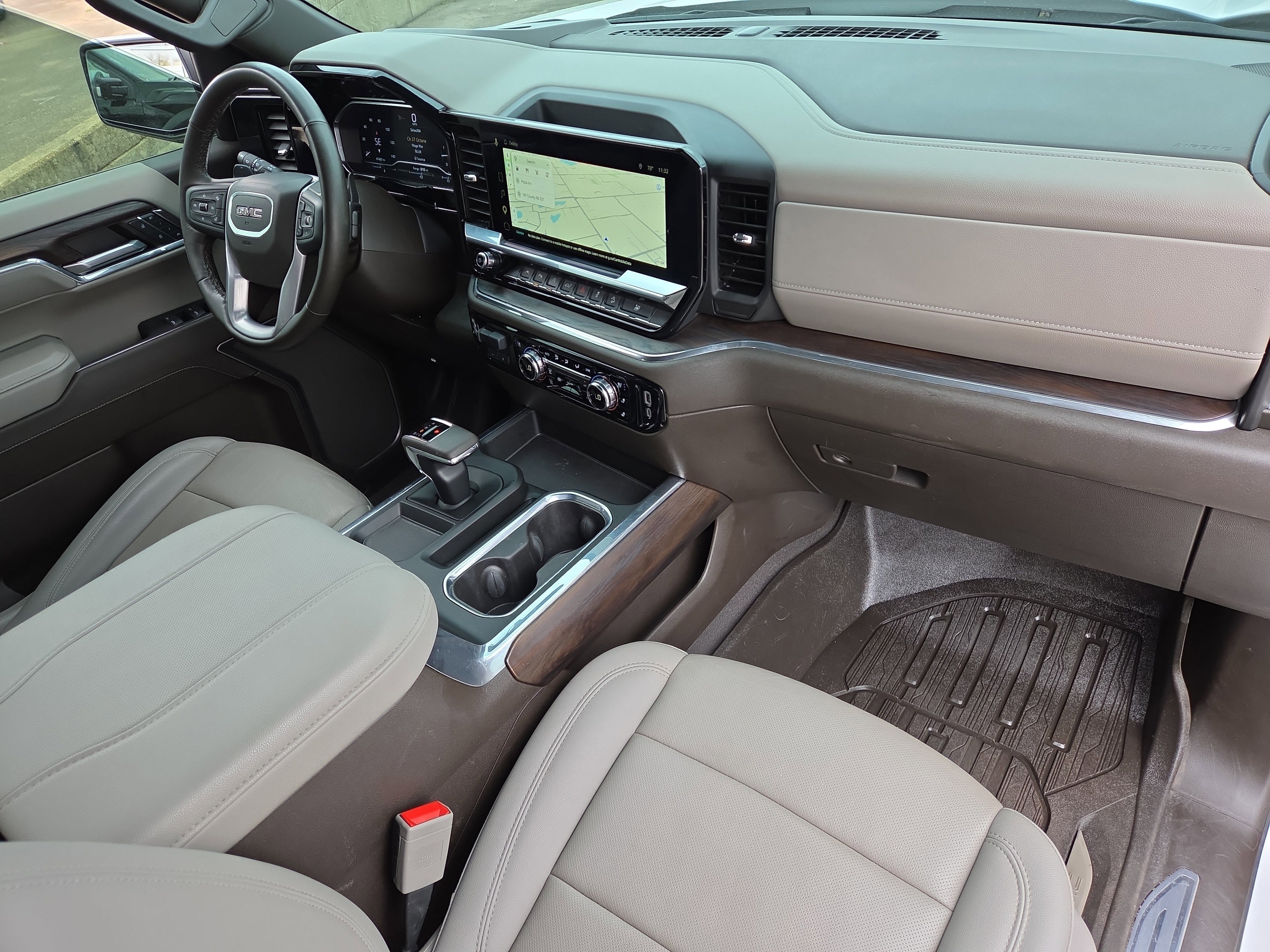 Used 2024 GMC Sierra 1500 SLT w/ SLT Premium Plus Package AWD/4WD image 18
