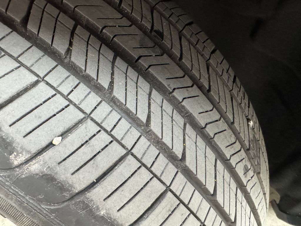 Certified 2023 Ford Explorer XLT w/ Equipment Group 202A image 32