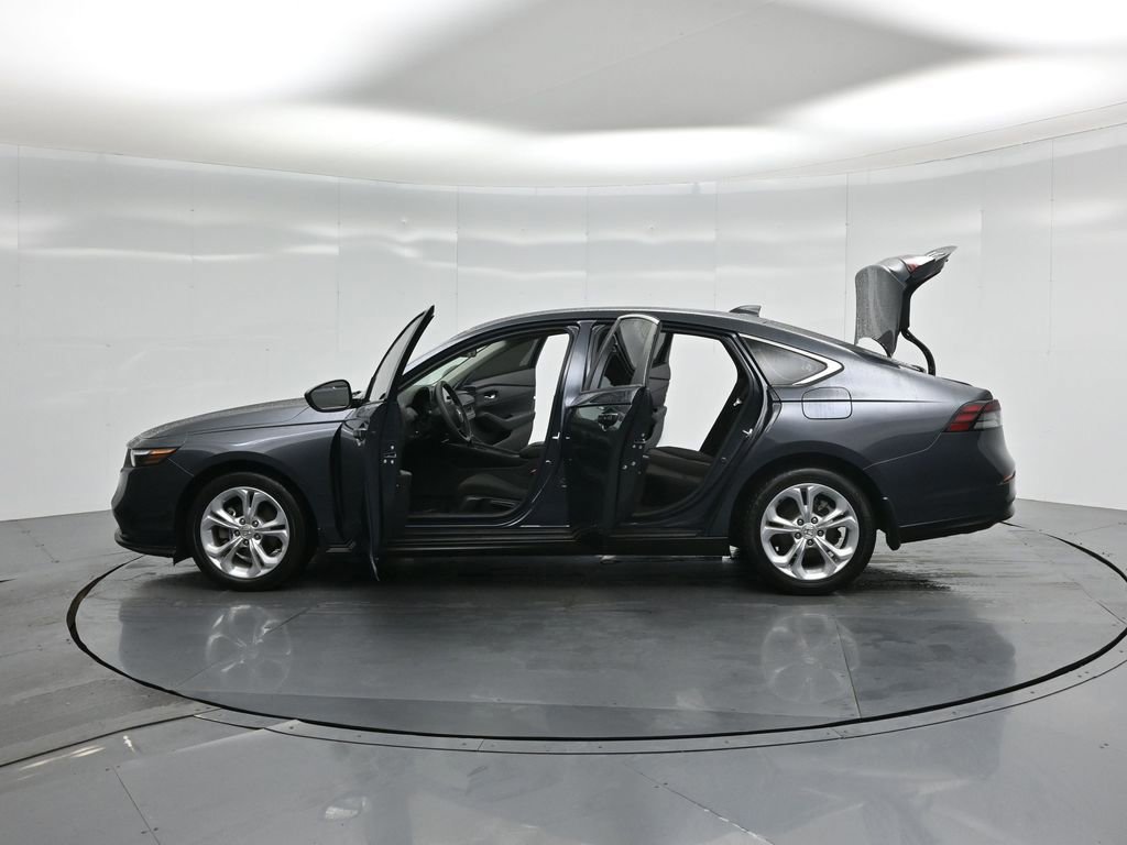 Used 2023 Honda Accord LX image 52