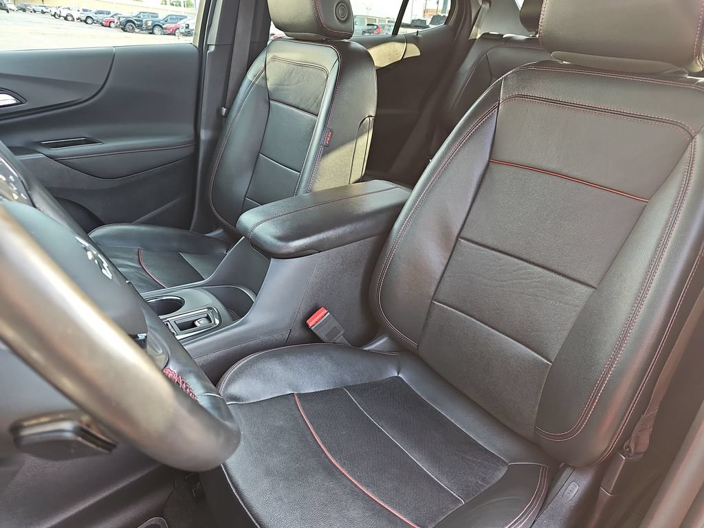 Used 2024 Chevrolet Equinox RS w/ RS Leather Package FWD image 15